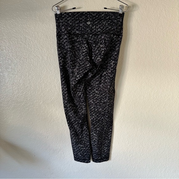 Lululemon Wunder Under Pant (Hi-Rise) (Nulux) leggings size 8 - Picture 6 of 11